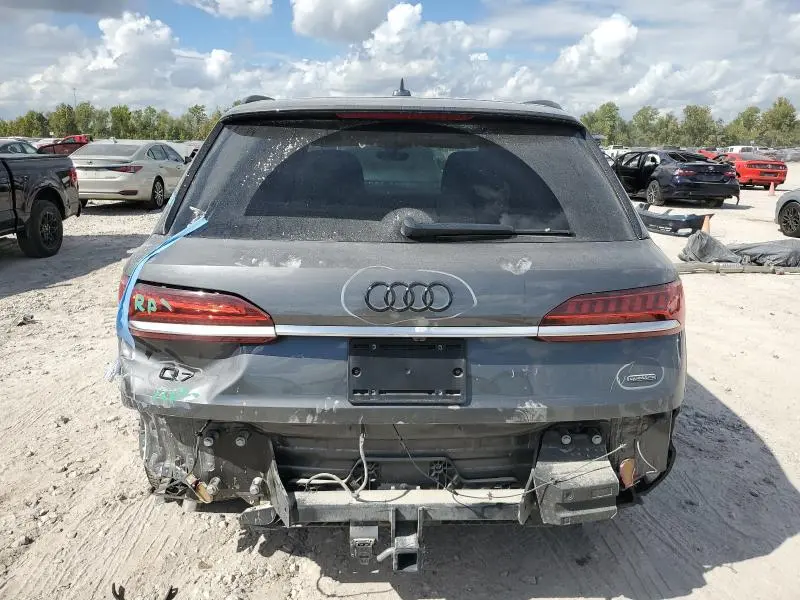 2021 AUDI Q7 PRESTIGE  