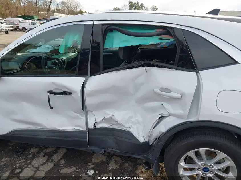 2022 FORD ESCAPE SE HYBRID