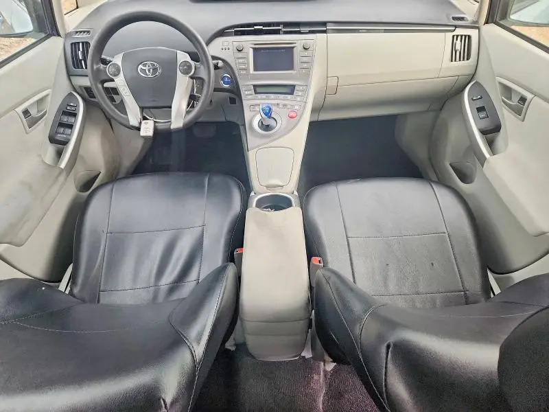 2015 TOYOTA PRIUS TWO  