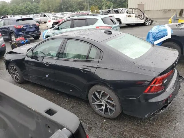 2020 VOLVO S60 T5 MOMENTUM  