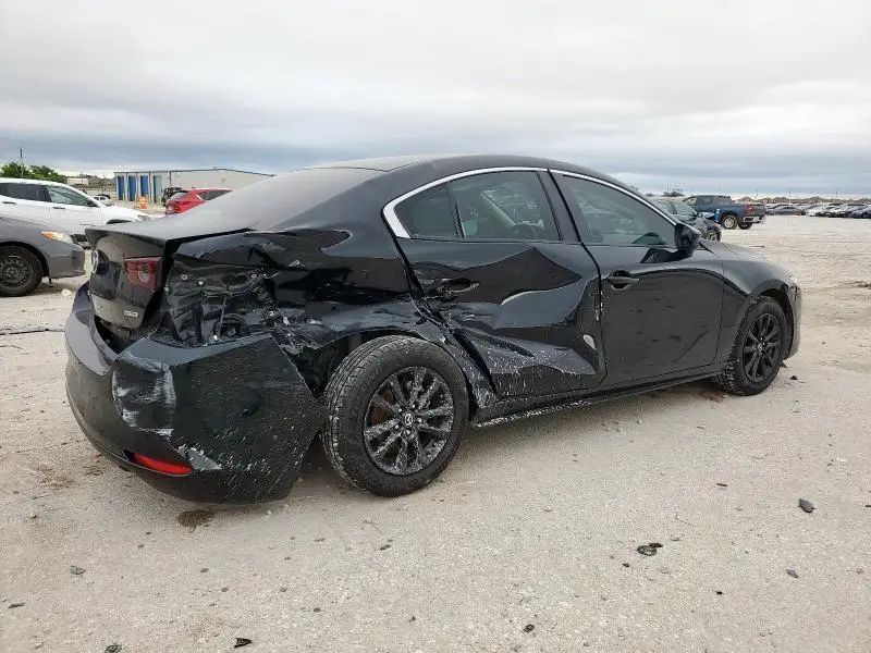 2021 MAZDA 3   