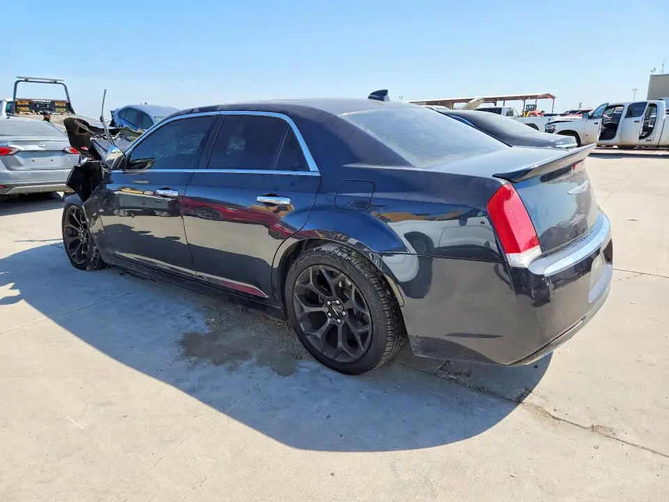 2017 CHRYSLER 300C   
