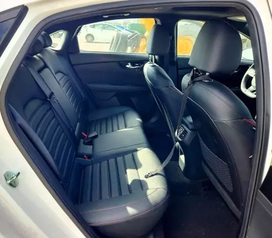 2023 KIA FORTE GT  