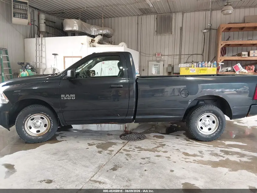 2017 RAM 1500 TRADESMAN  4X4 8' BOX
