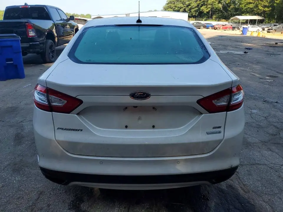 2015 FORD FUSION SE  