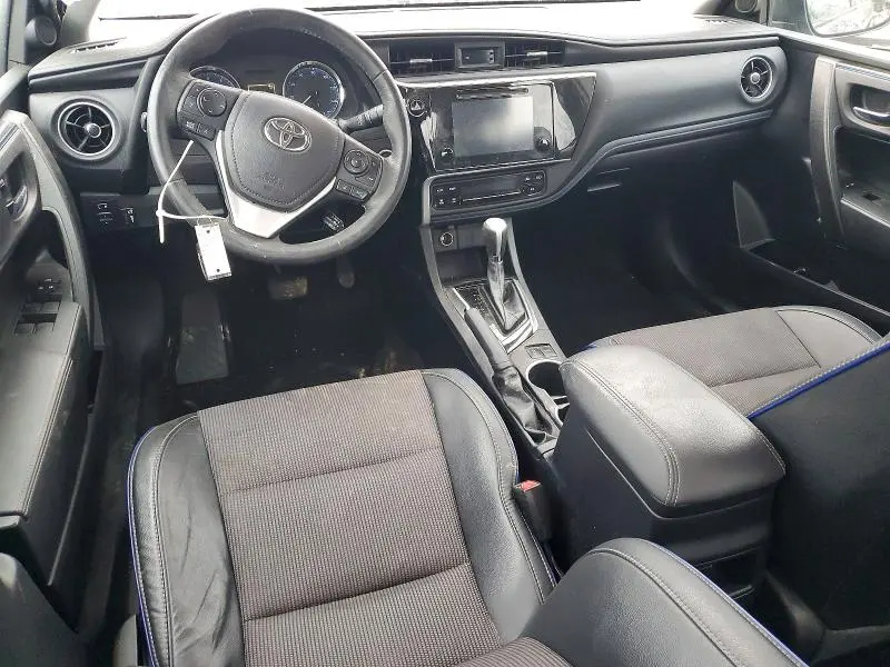 2018 TOYOTA COROLLA SE  