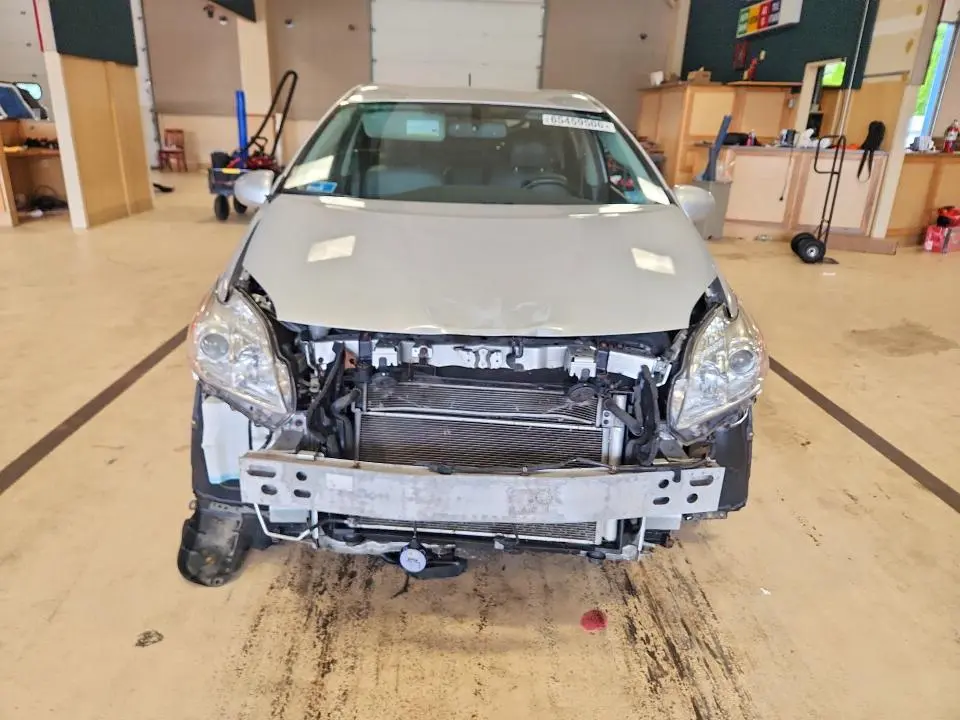2015 TOYOTA PRIUS FOUR  