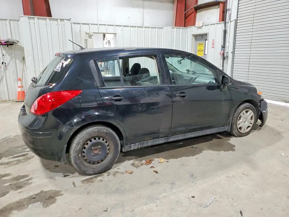 2011 NISSAN VERSA 1.8 S  