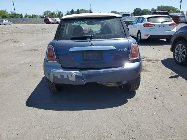 2010 MINI COOPER   