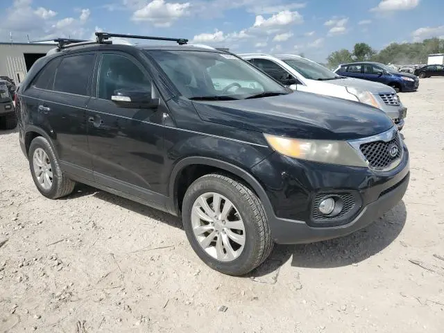 2011 KIA SORENTO BASE  