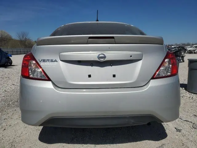 2019 NISSAN VERSA S