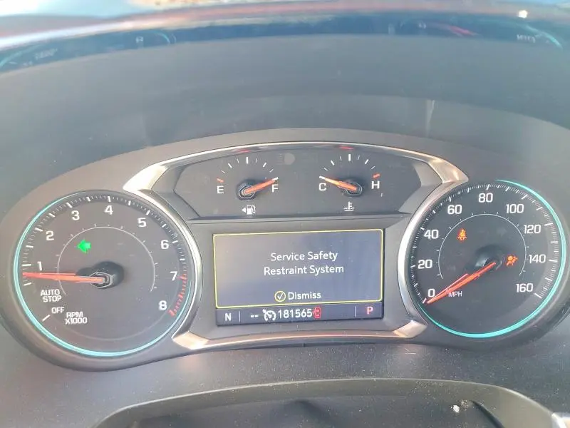 2021 CHEVROLET TRAVERSE LT  