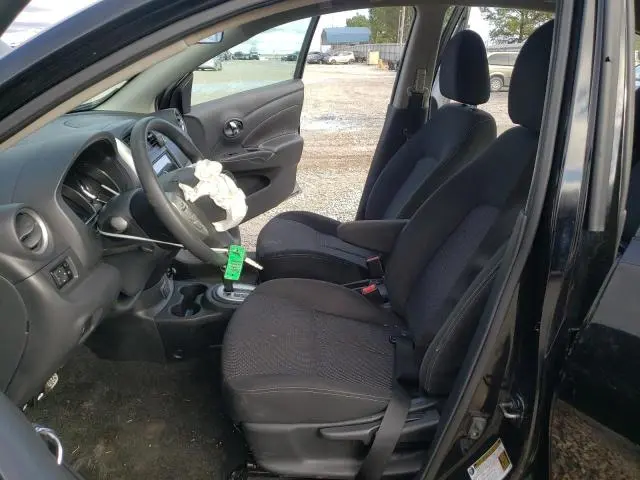 2019 NISSAN VERSA S  