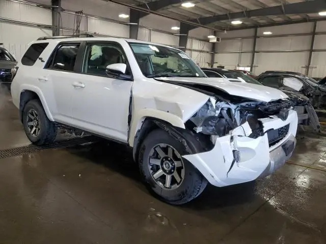 2023 TOYOTA 4RUNNER SE  