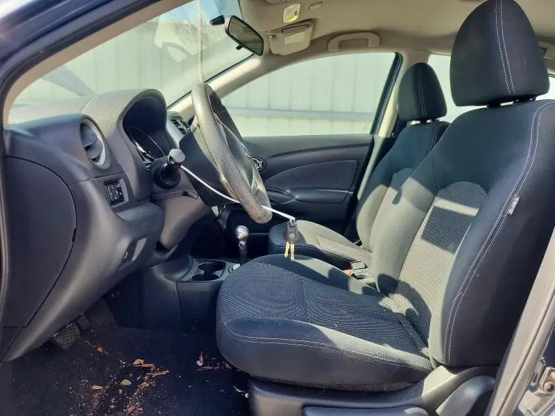 2015 NISSAN VERSA 1.6 SV  
