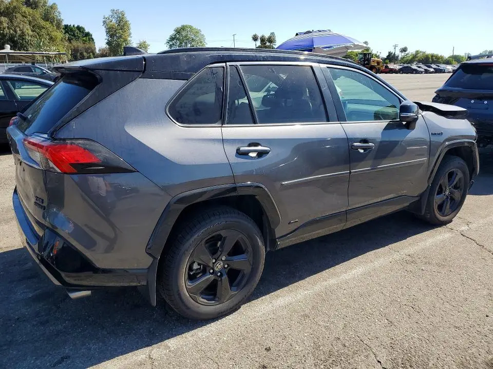 2021 TOYOTA RAV4 XSE  