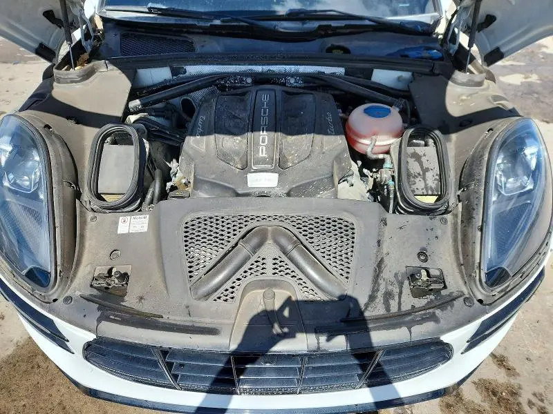 2017 PORSCHE MACAN TURBO  