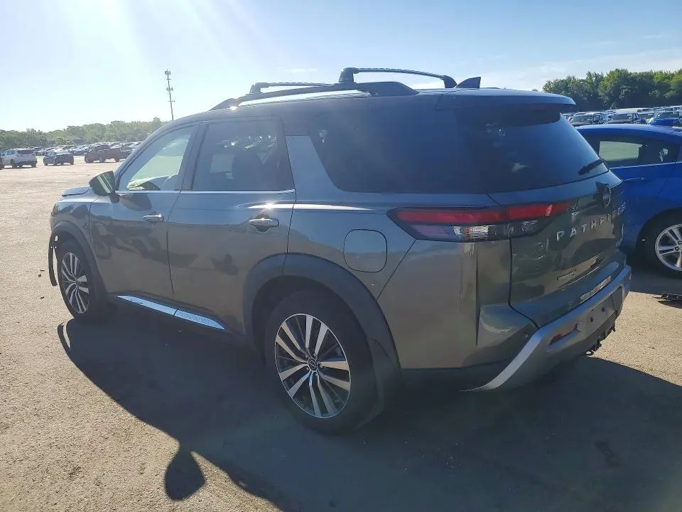 2022 NISSAN PATHFINDER PLATINUM  