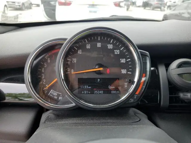 2021 MINI COOPER 
