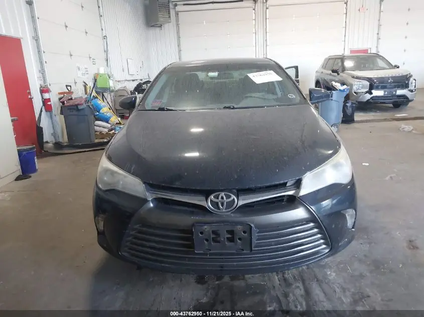 2016 TOYOTA CAMRY LE