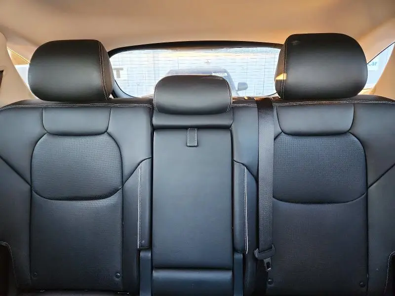 2023 GENESIS GV70 BASE  