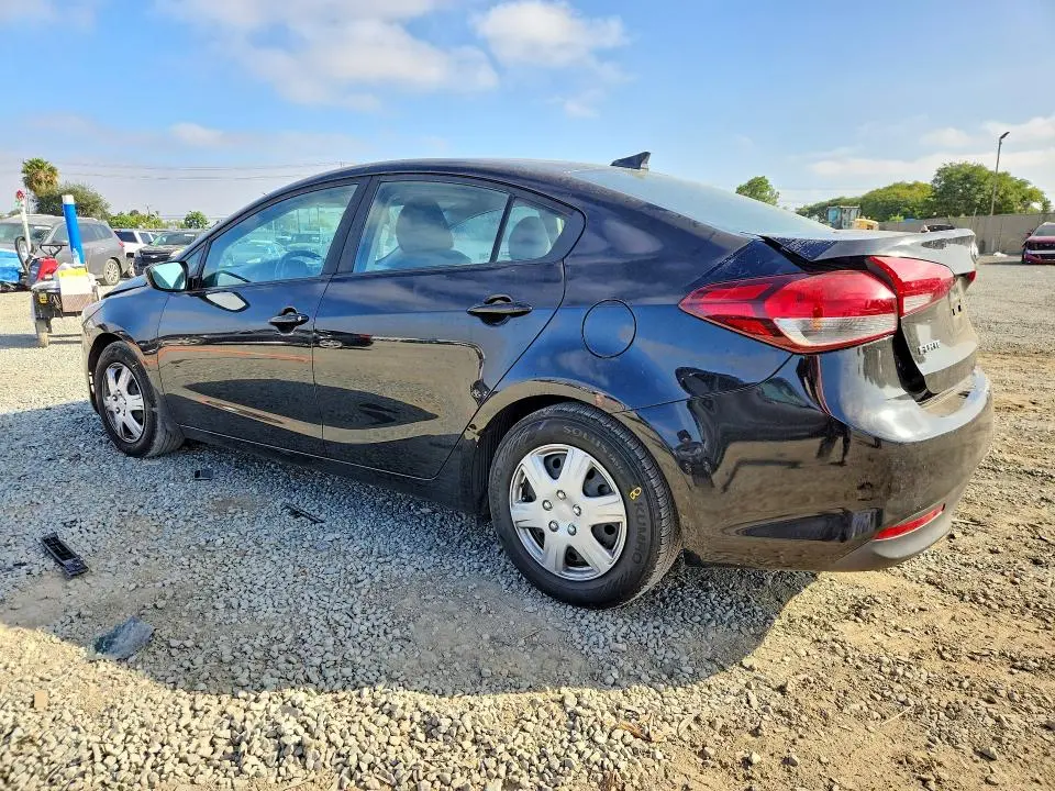 2018 KIA FORTE LX  