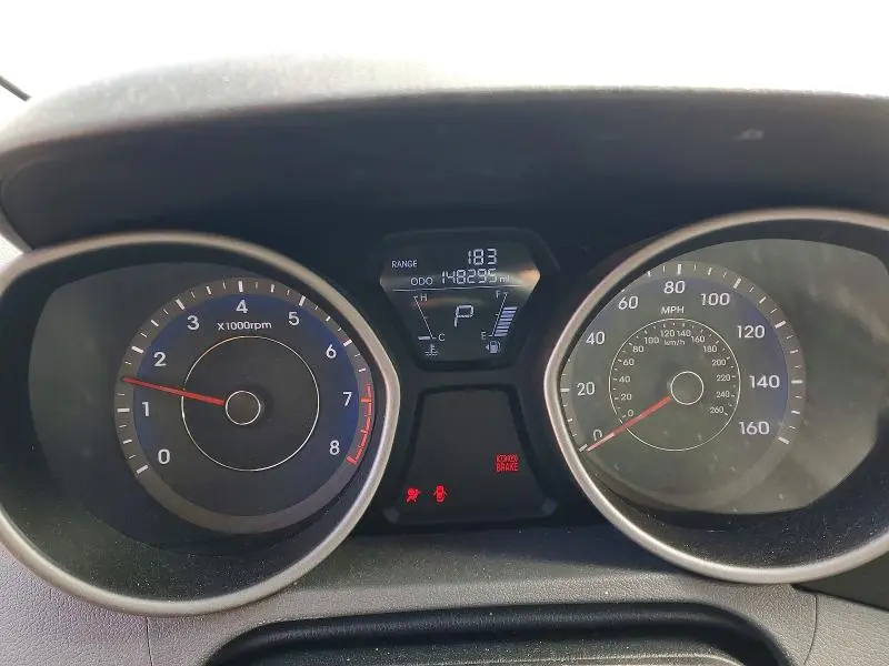 2011 HYUNDAI ELANTRA LIMITED  