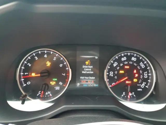 2021 TOYOTA RAV4 XLE  