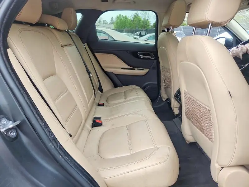 2020 JAGUAR F-PACE PRESTIGE  