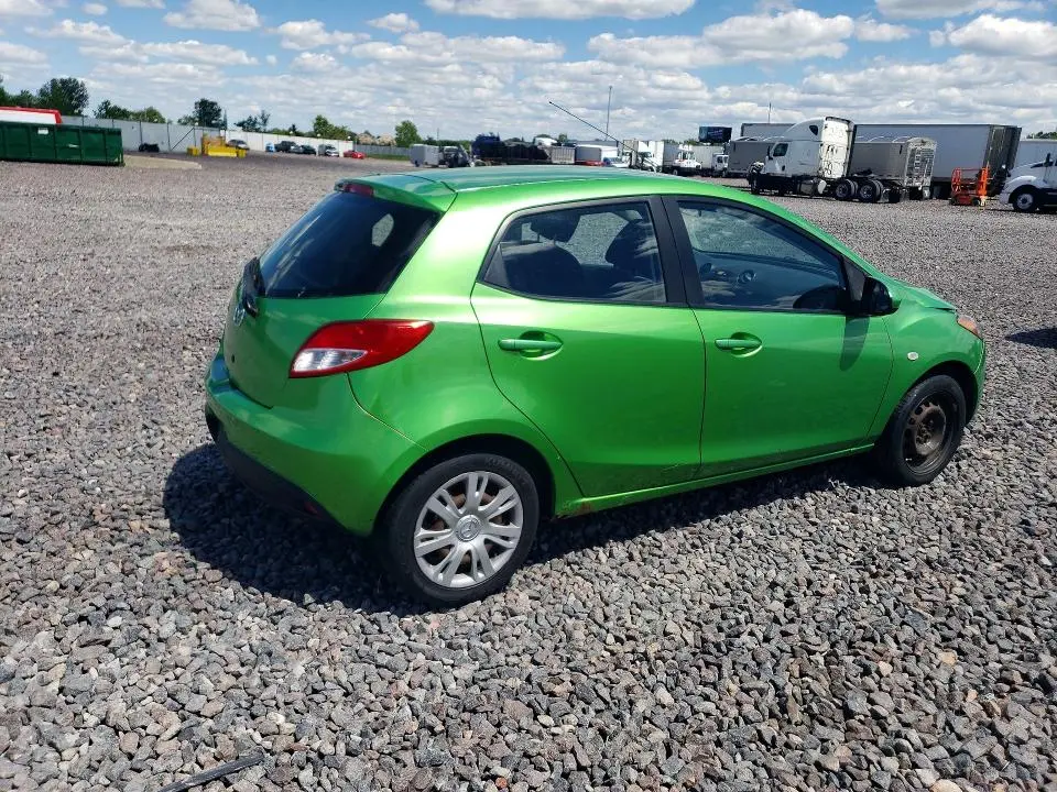 2012 MAZDA MAZDA2   