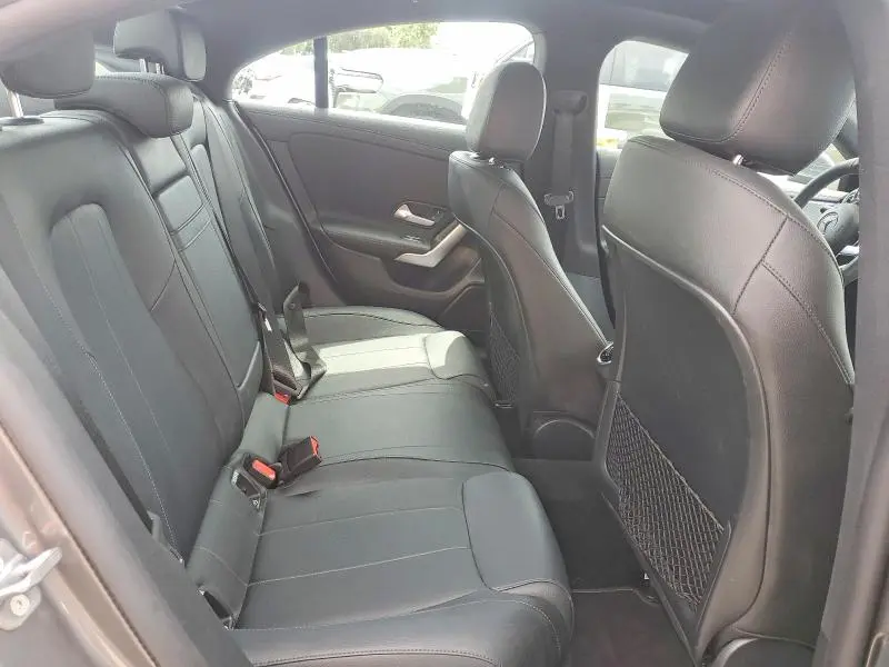 2023 MERCEDES-BENZ CLA 250  