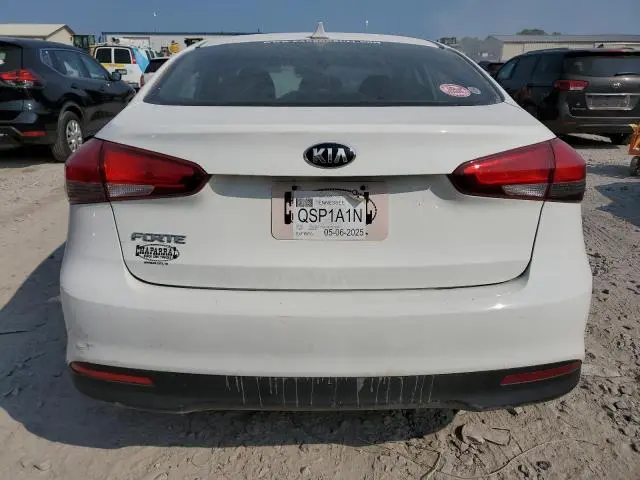 2017 KIA FORTE LX  