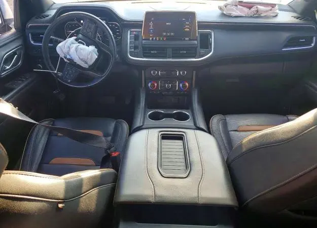 2021 GMC YUKON AT4  