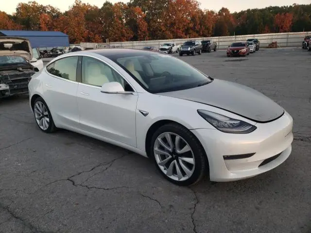 2018 TESLA MODEL 3   