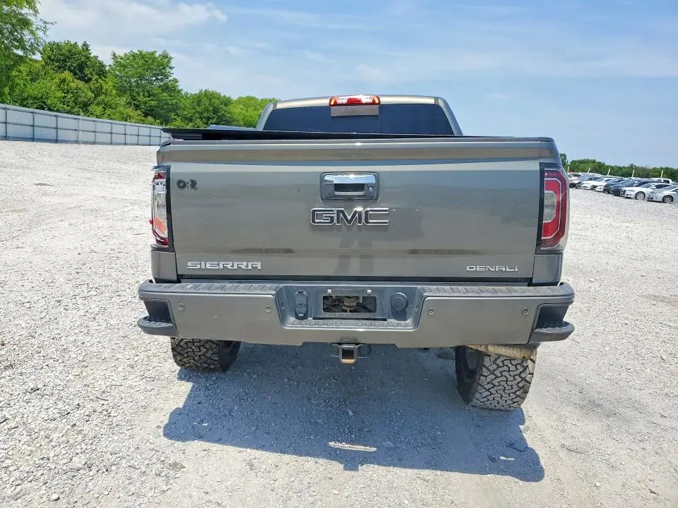 2018 GMC SIERRA K1500 DENALI  