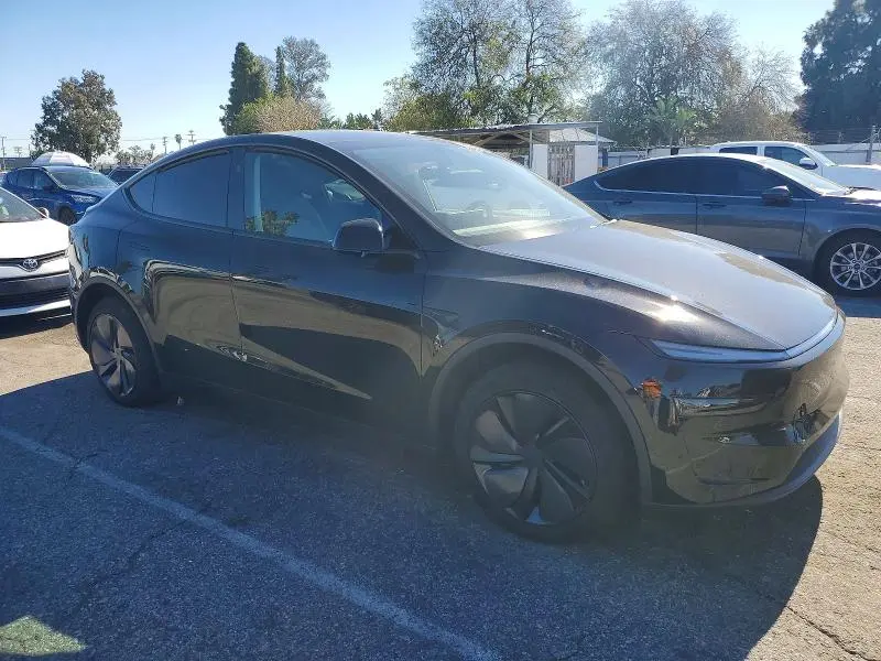 2026 TESLA MODEL Y   