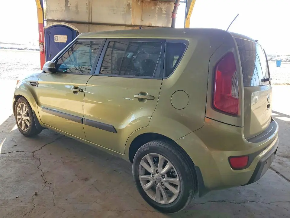2013 KIA SOUL +  