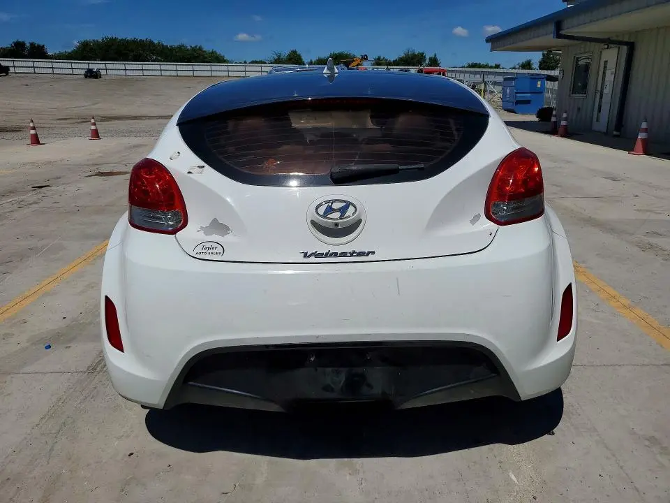 2016 HYUNDAI VELOSTER BASE  