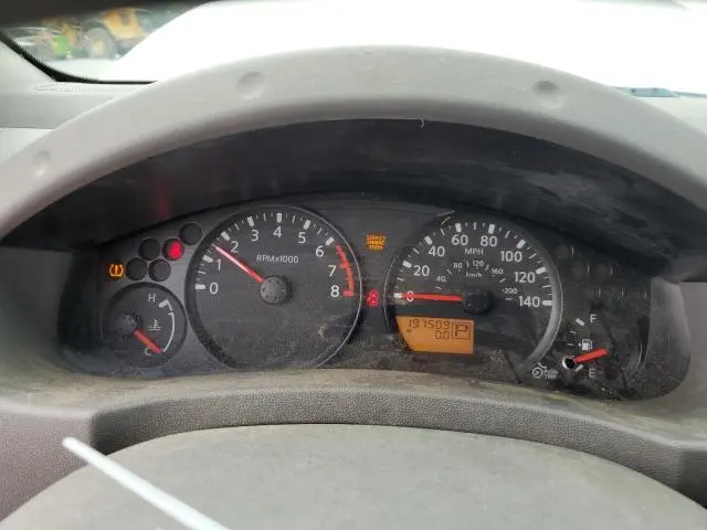 2010 NISSAN FRONTIER KING CAB SE  