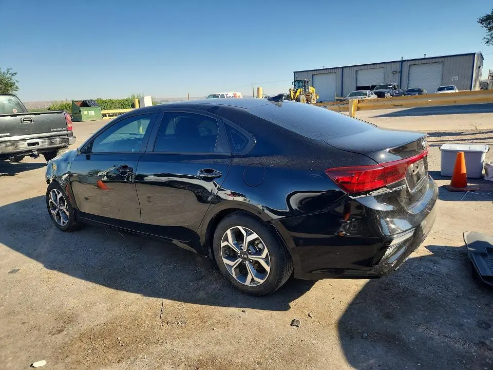2021 KIA FORTE LXS  