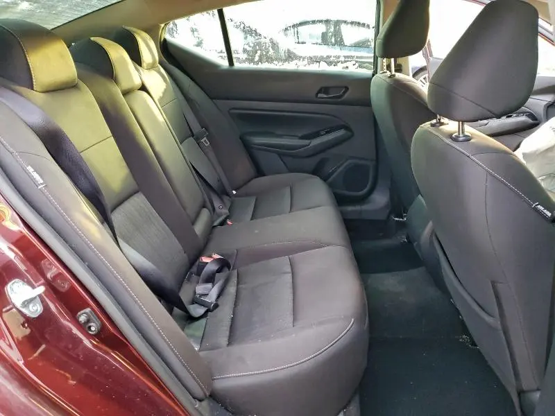 2023 NISSAN ALTIMA SV  