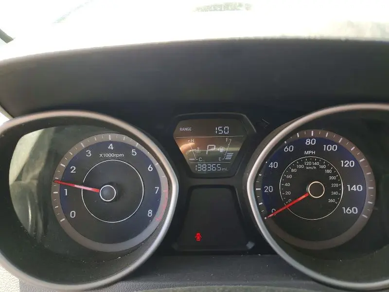 2016 HYUNDAI ELANTRA LIMITED  