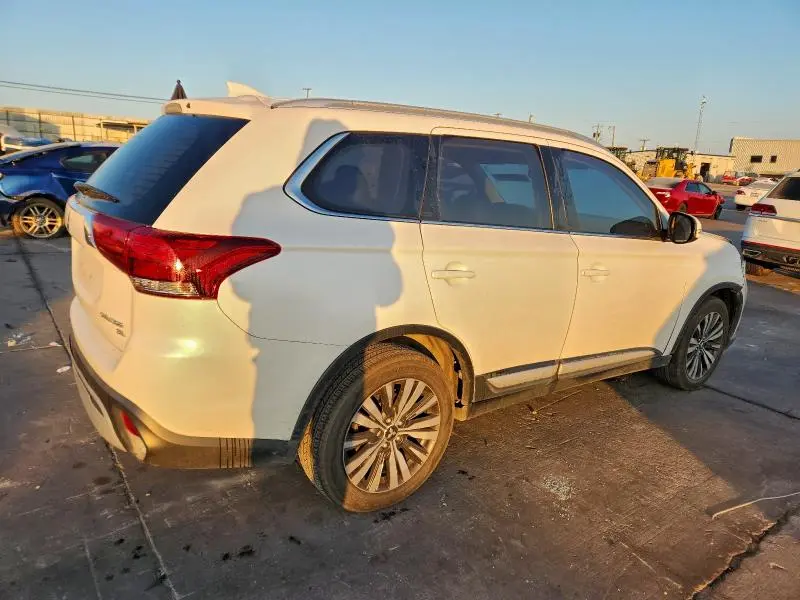 2019 MITSUBISHI OUTLANDER SE  