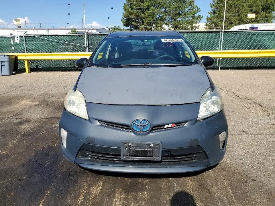 2014 TOYOTA PRIUS TWO  