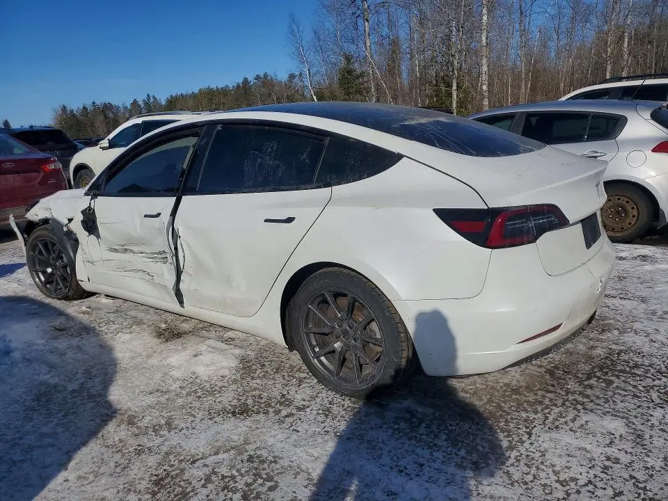 2021 TESLA MODEL 3   