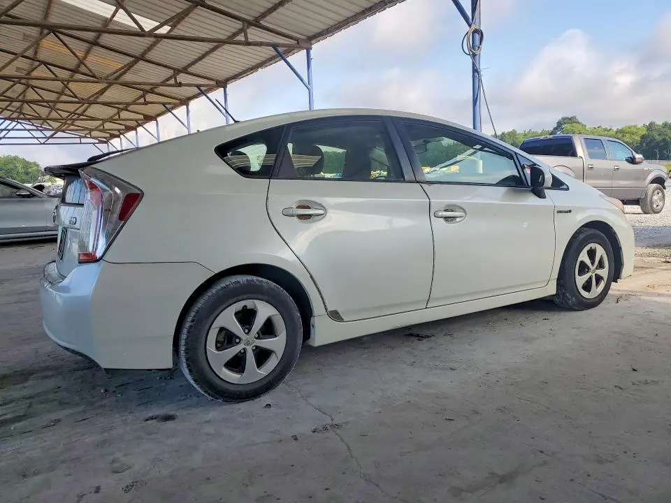 2012 TOYOTA PRIUS TWO  