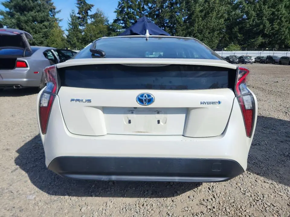 2017 TOYOTA PRIUS THREE  