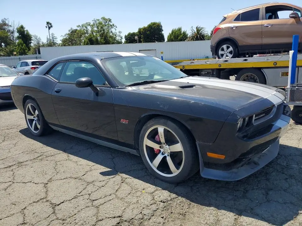 2012 DODGE CHALLENGER SRT-8  