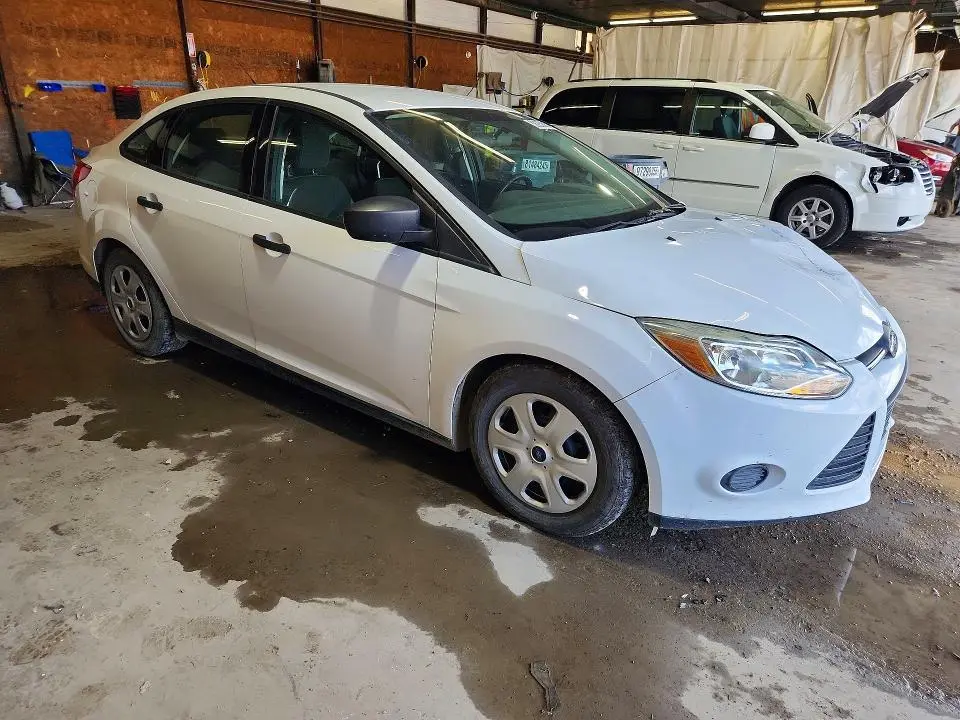 2014 FORD FOCUS S  