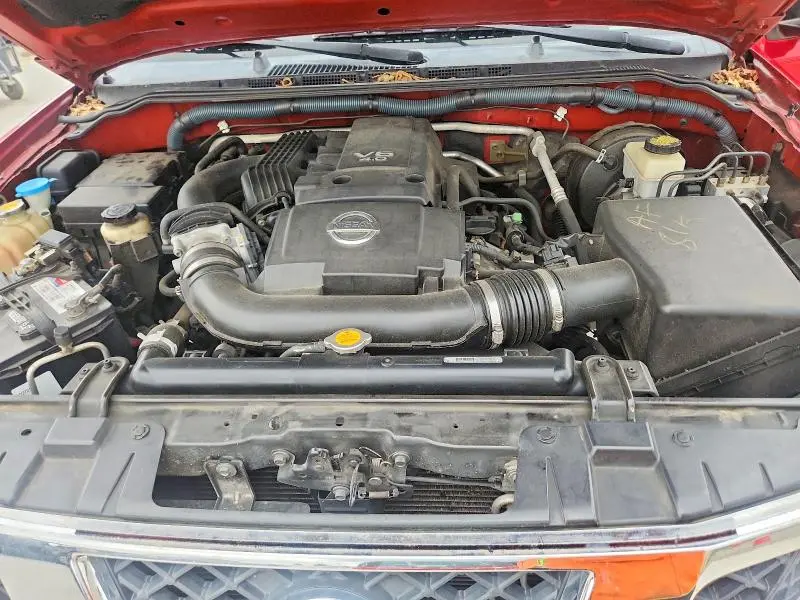 2010 NISSAN FRONTIER SE V6  